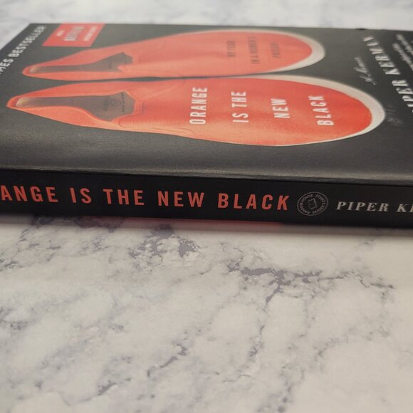Orange Is the New Black: My Year in a Women's Prison * Piper Kerman * Nonfiction - Picture 3 of 8